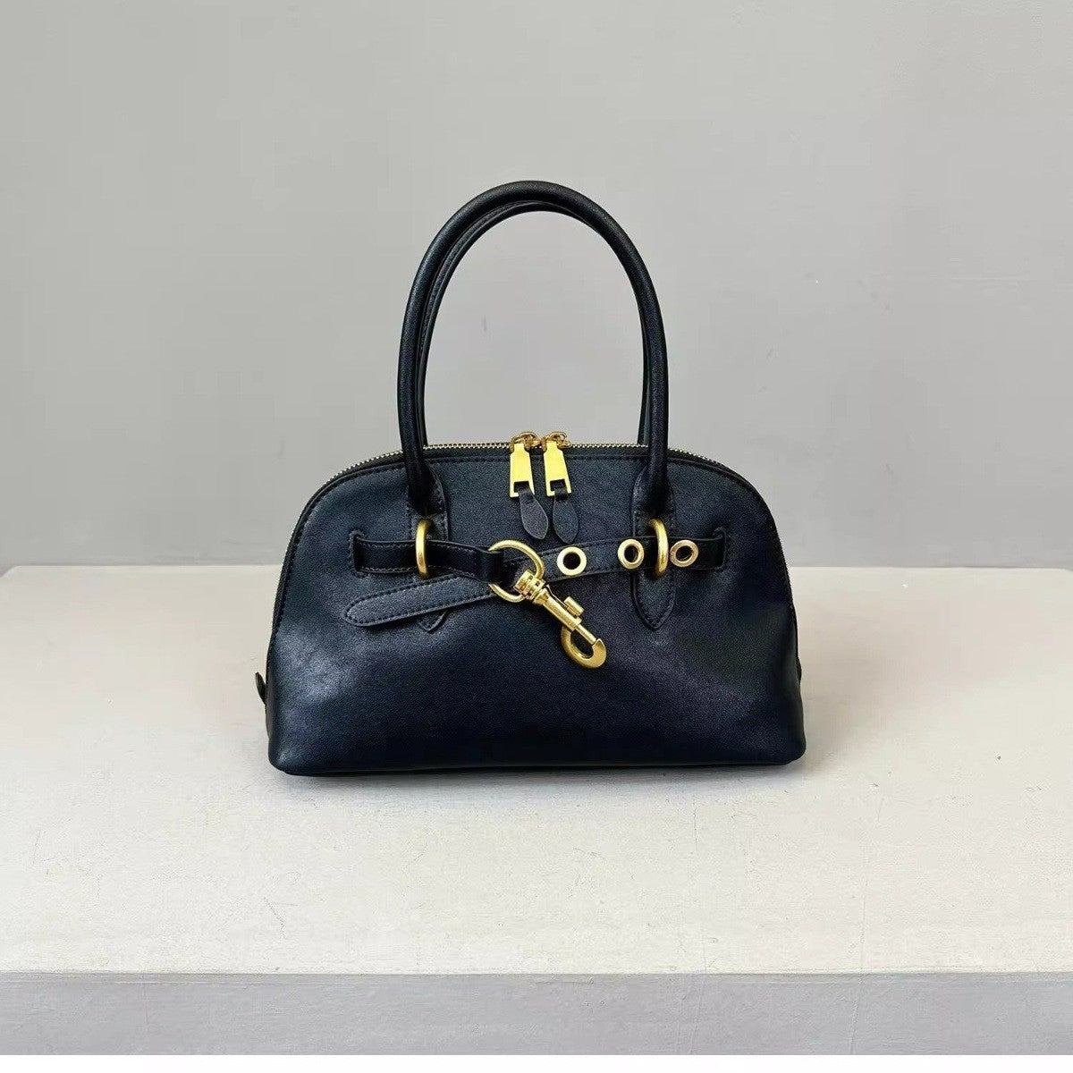 Women's Italian Shell Retro Bowling Genuine Handbags