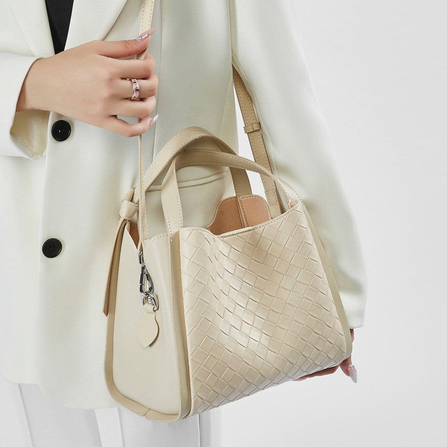 Women's High-grade Cowhide Fashion Genuine Leather Embossed Bags