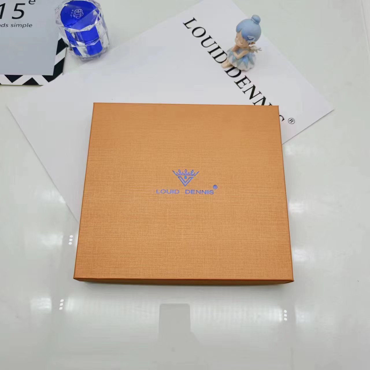 Charming Carton Long Three-piece Special Box Card Holder
