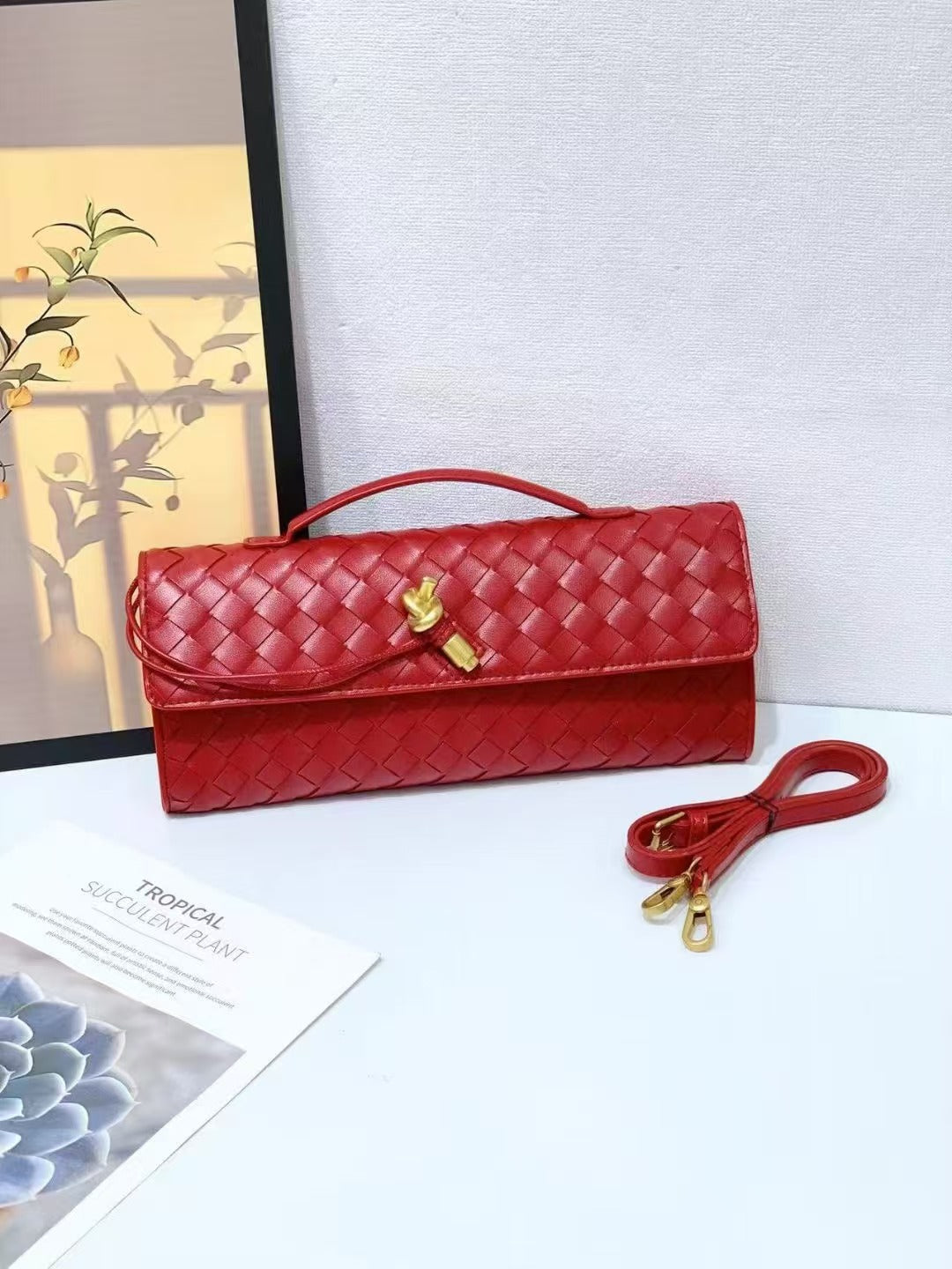 Fashion Elegant Hand-woven Hardware High-grade Leather Lock