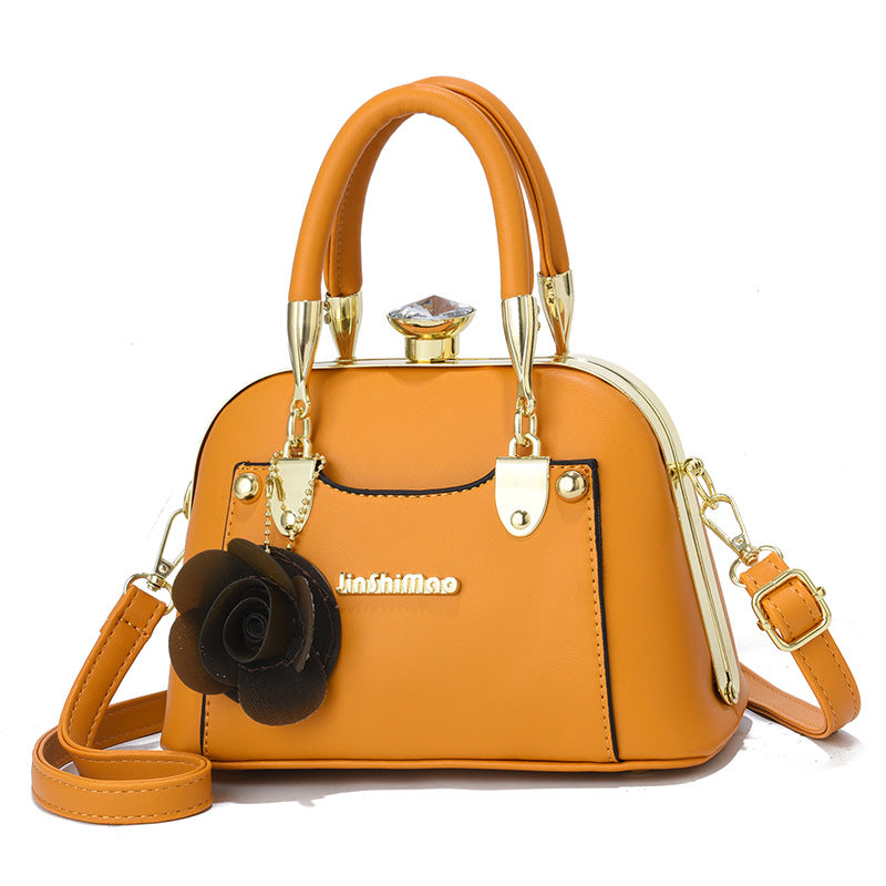 Women's Trendy Steel Frame Shell Mini Shoulder Bags