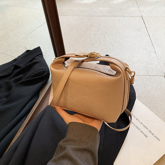 Women's Simple Western Style Niche Korean Today Shoulder Bags
