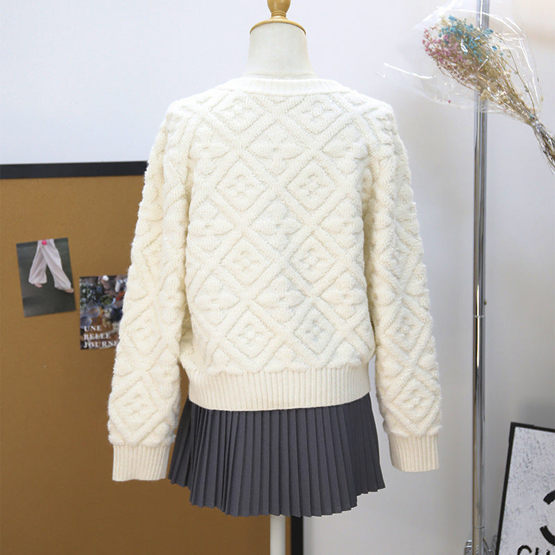 White Powder Two-color Dark Pattern Three-dimensional Jacquard Round Sweaters