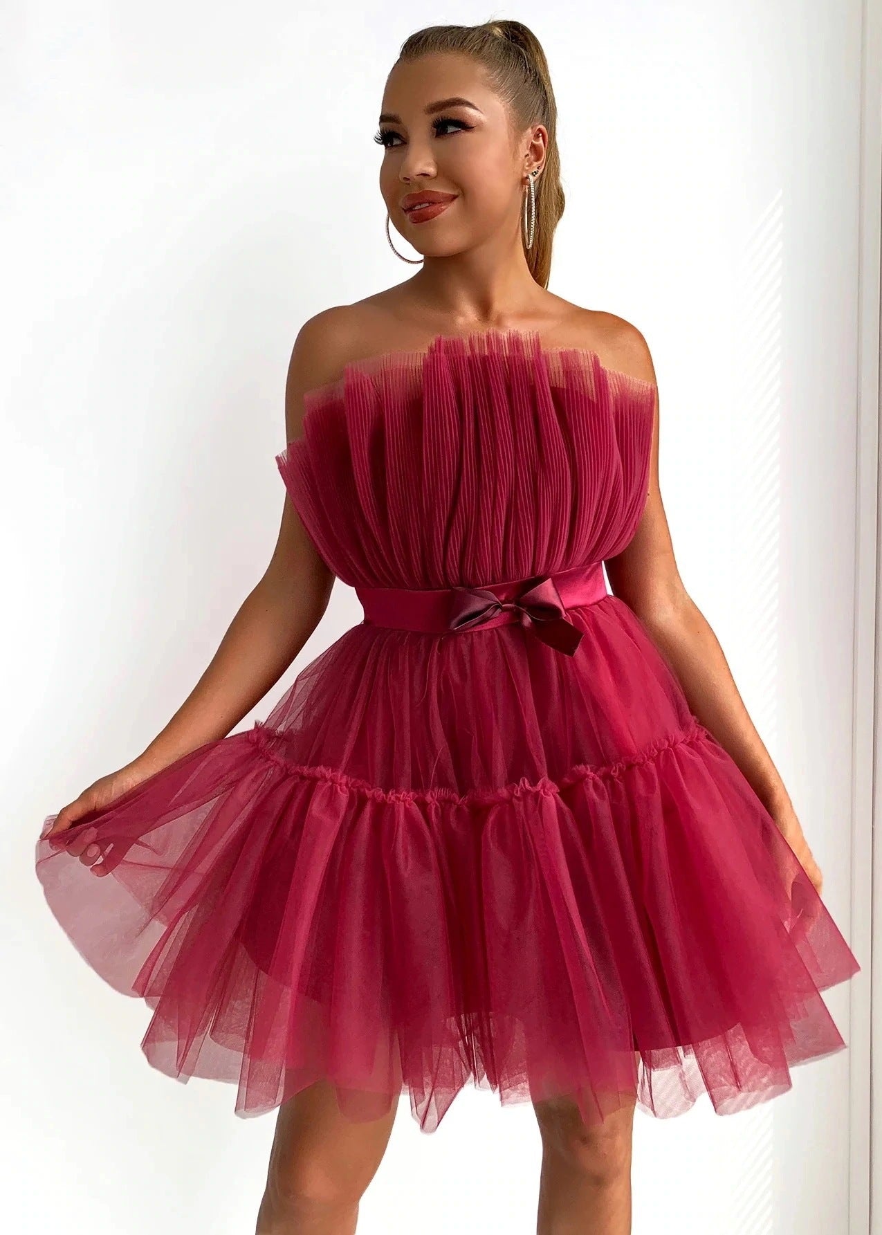 Tube Mesh Graceful Bow Puffy Dress Wedding Dresses