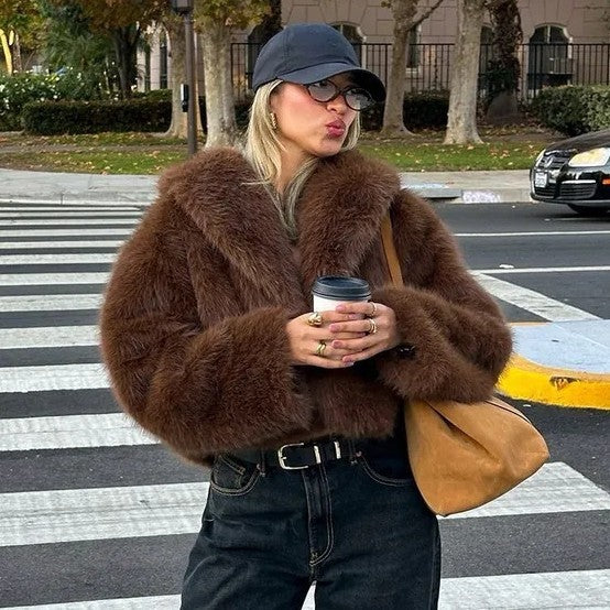 Women's Style Fox Fur Faux Light Plush Coats
