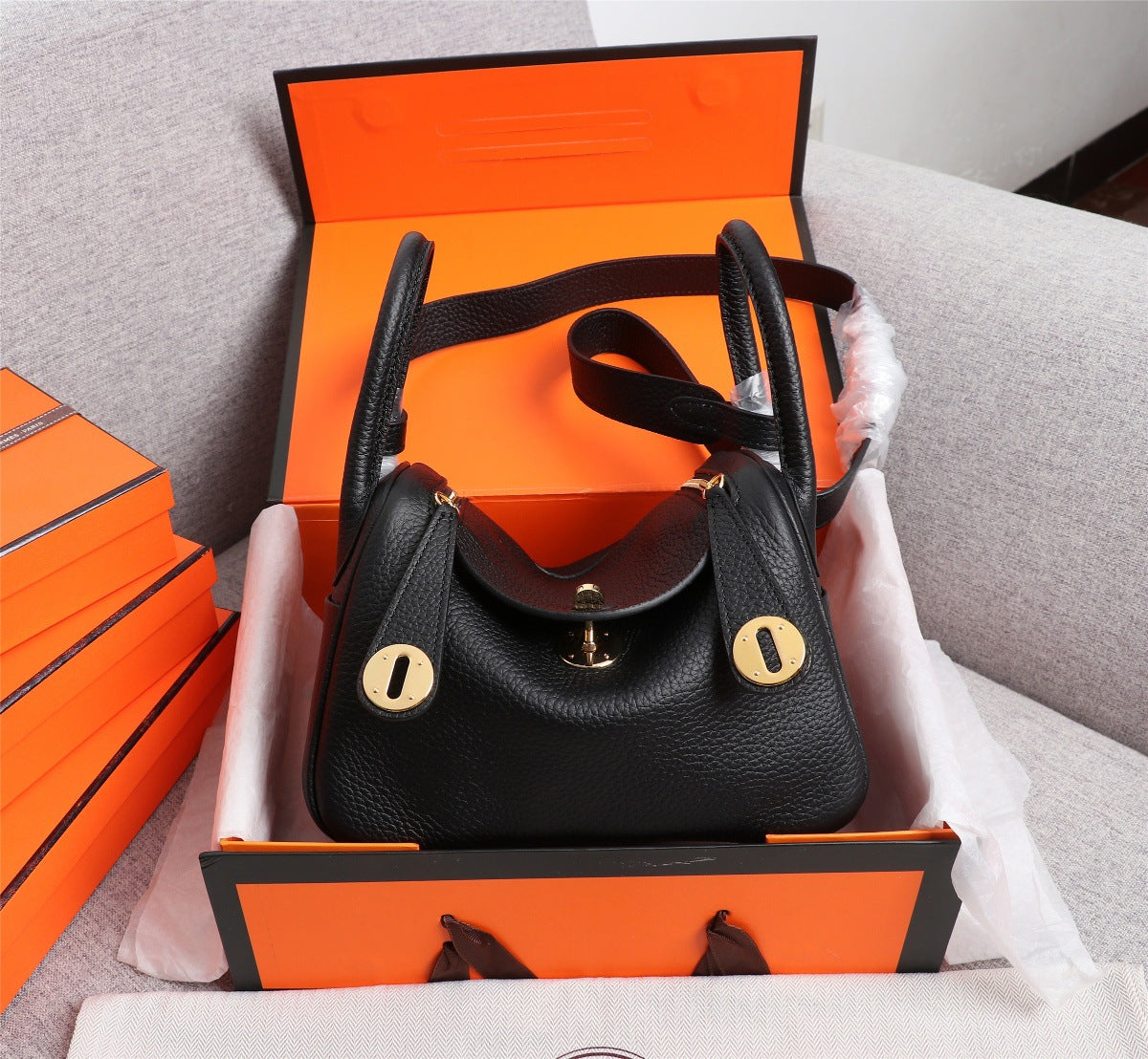 Women's Lindy Cowhide Underarm Pillow Advanced Texture Armpit Bags