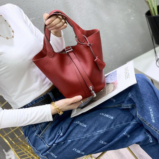 Stylish Beautiful Women's Cowhide Leather Sier Bags