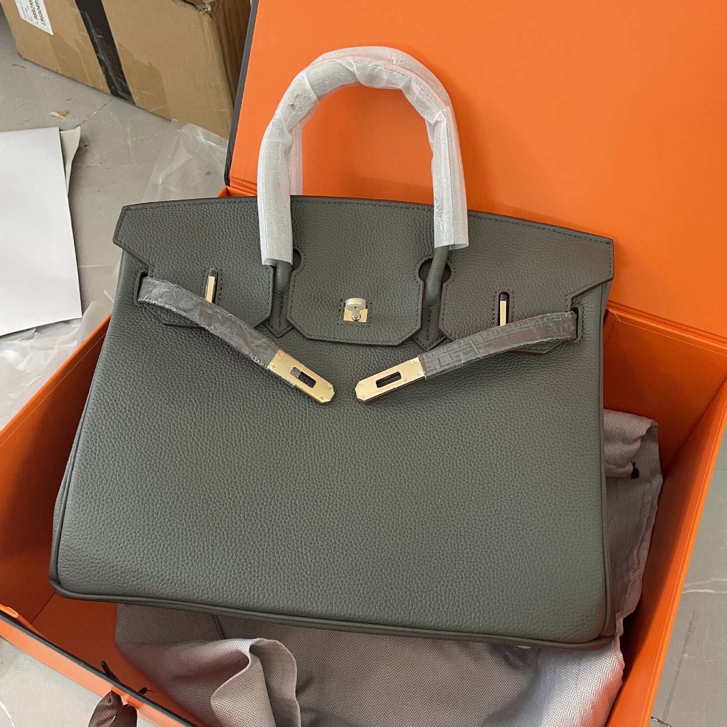 Women's Version First Layer Cowhide Genuine Leather Kelly Handbags