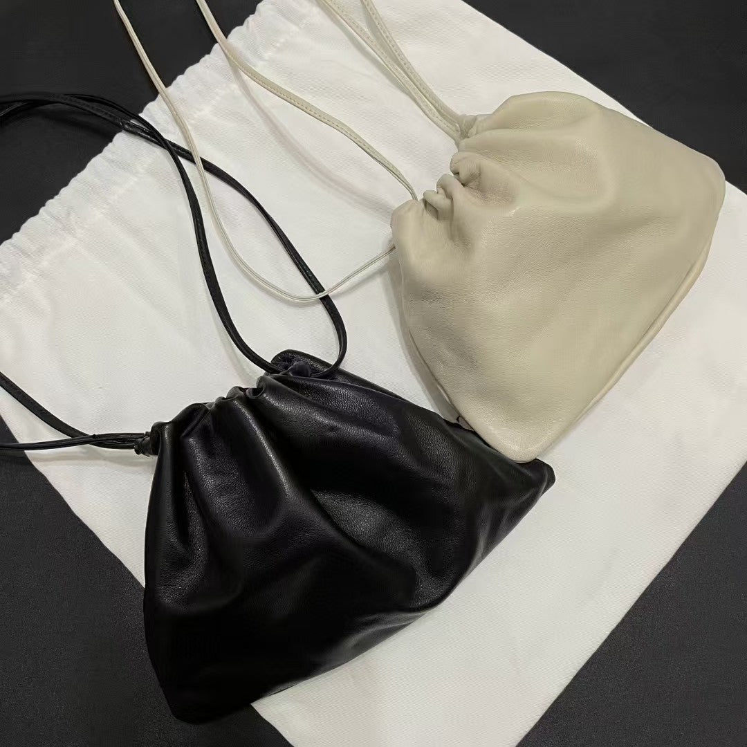 Graceful Niche Underarm Sheepskin Cloud Drawstring Crossbody Bags
