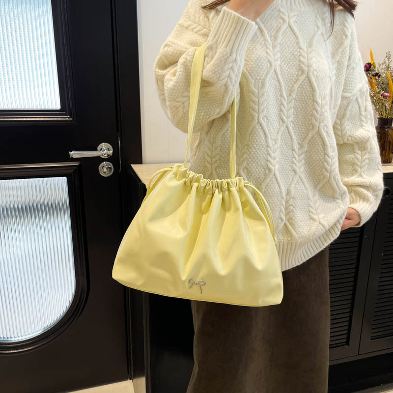 Women's Large Capacity Pleated Lazy Fashion Drawstring Handbags