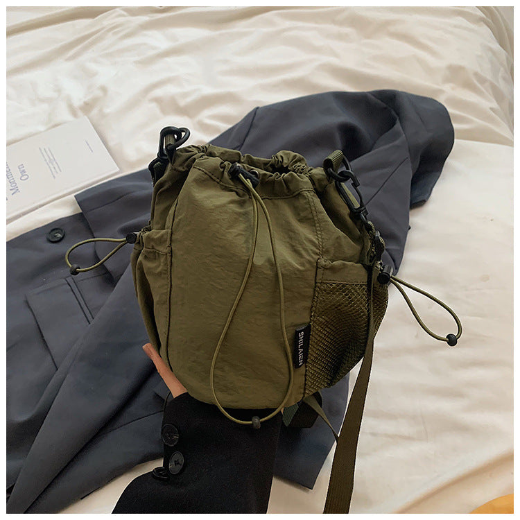 Women's Artistic Drawstring Solid Color Fashion Lightweight Mobile Crossbody Bags