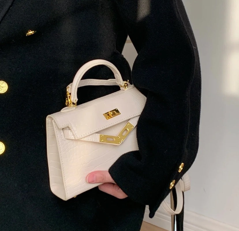 Women's Genuine Leather Crocodile Pattern Cowhide Bags