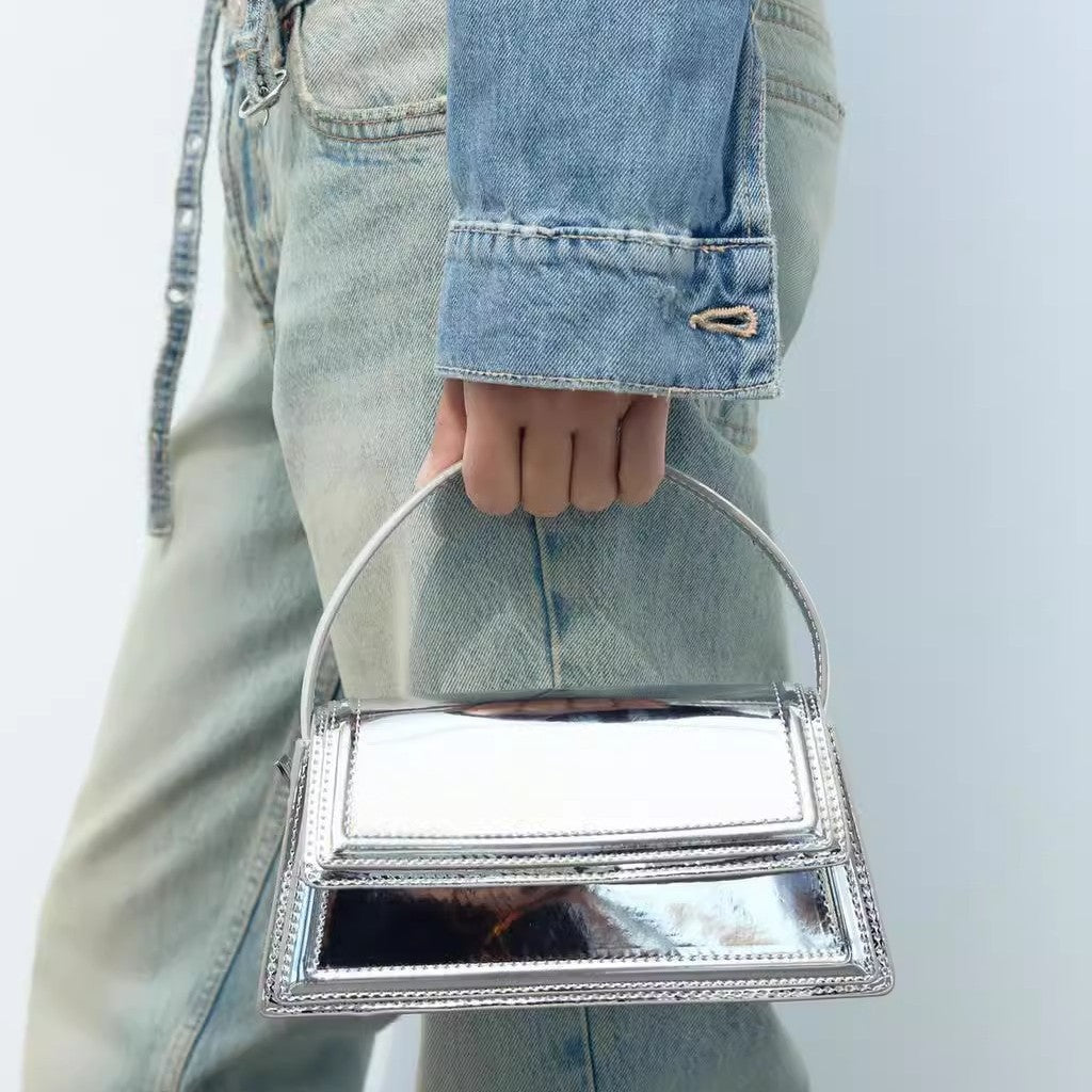 Graceful Women's Brown City Portable Flap Crossbody Bags