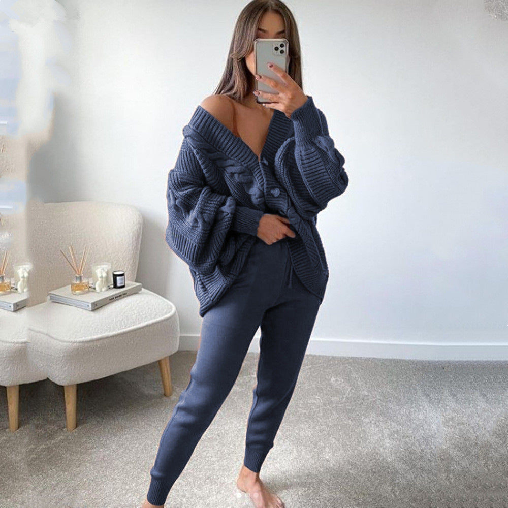 Women's Fashion Solid Color Slimming Long Sleeve Sweaters