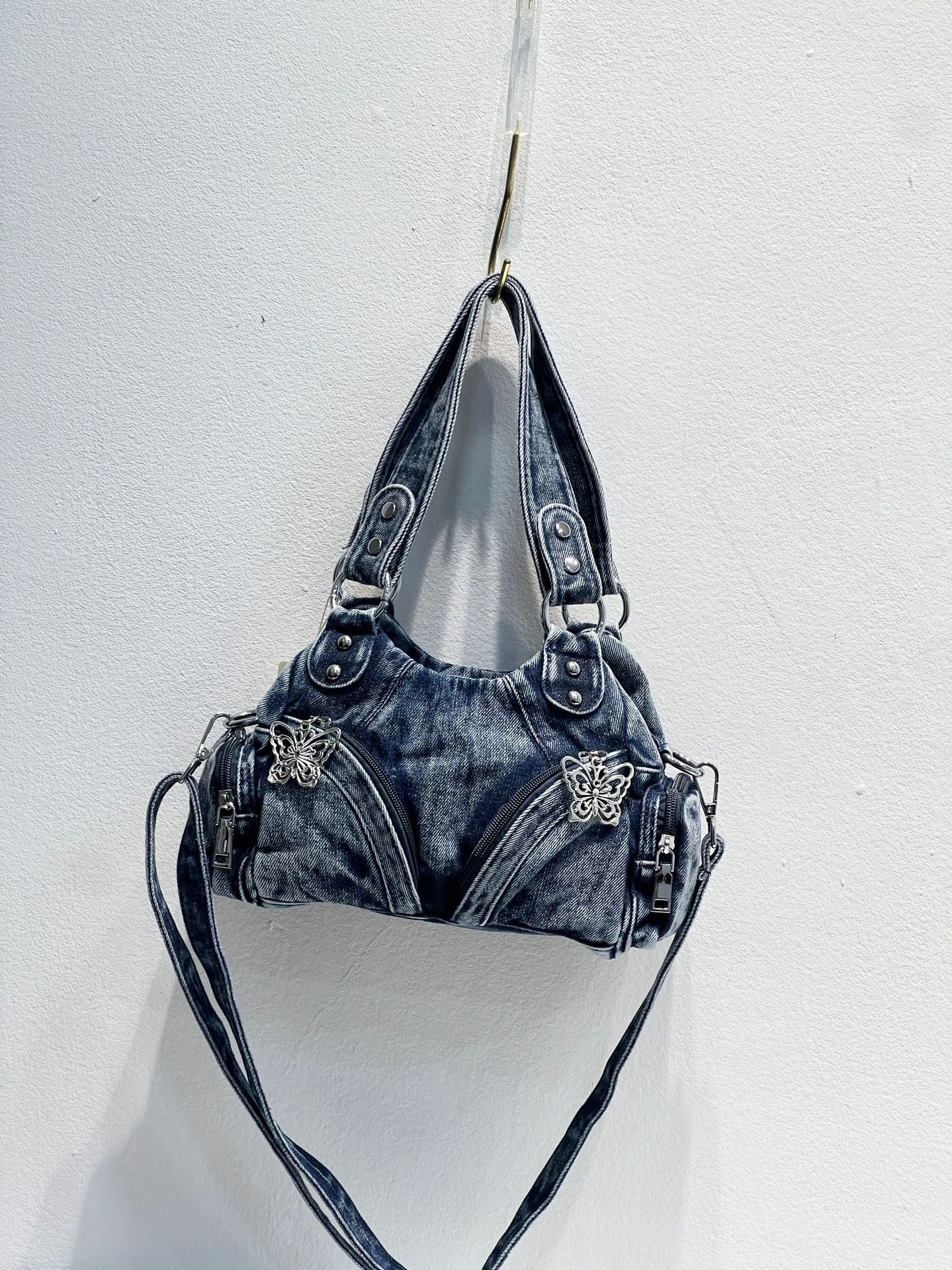 Women's High-grade Fashion Washed Denim Rivet Street Handbags