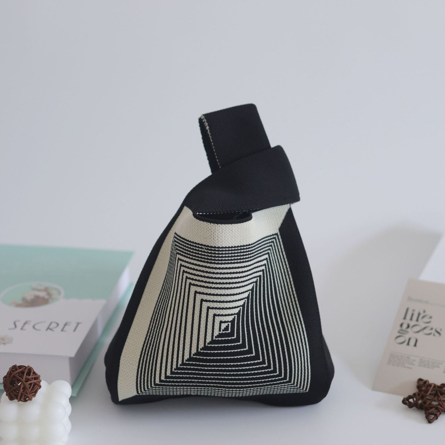 Women's Stylish Knitted Woven Vest Simple Handbags