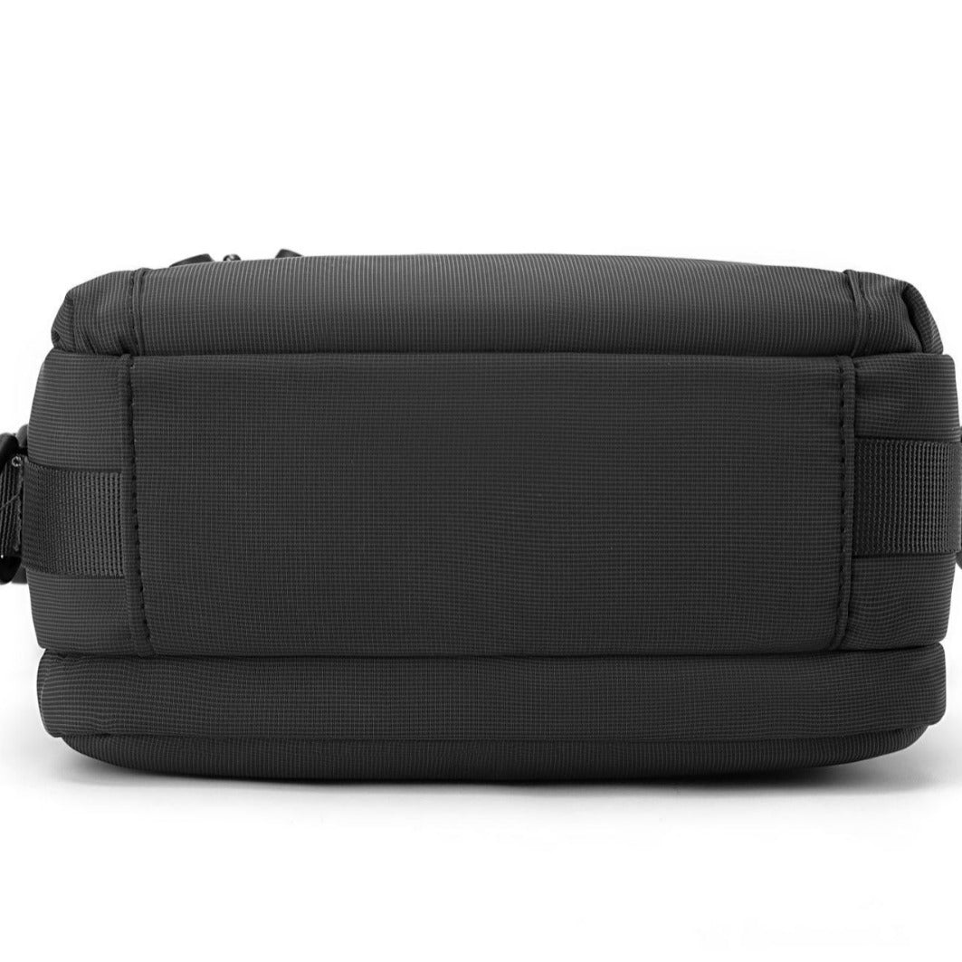 Men's Simple Fashion City Large Capacity Waterproof Men's Shoulder Bags