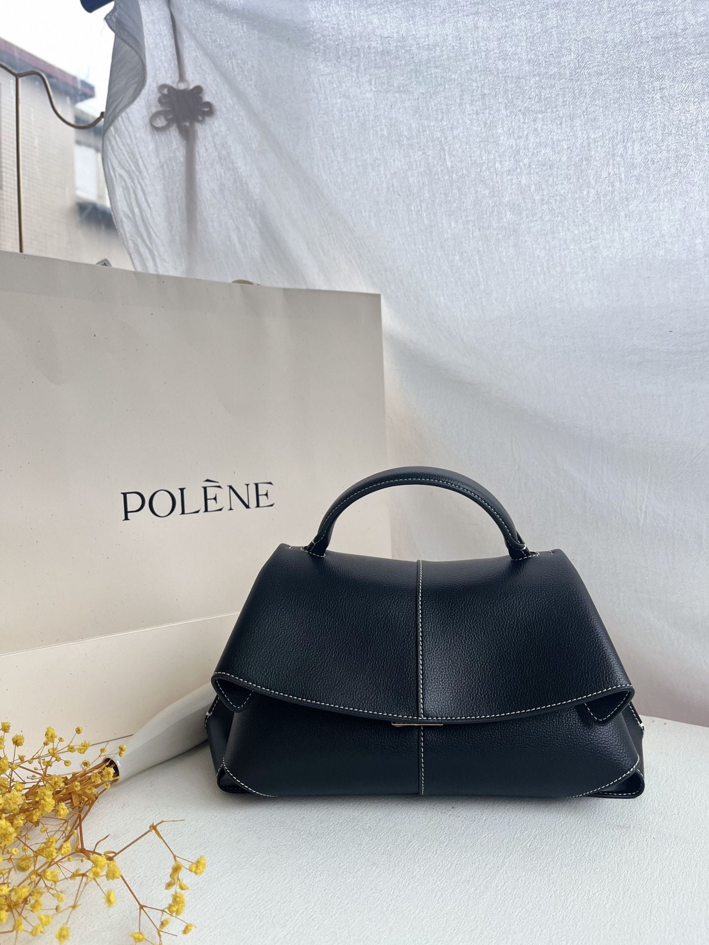 Women's Upgraded French Niche Smile Chaise Bags