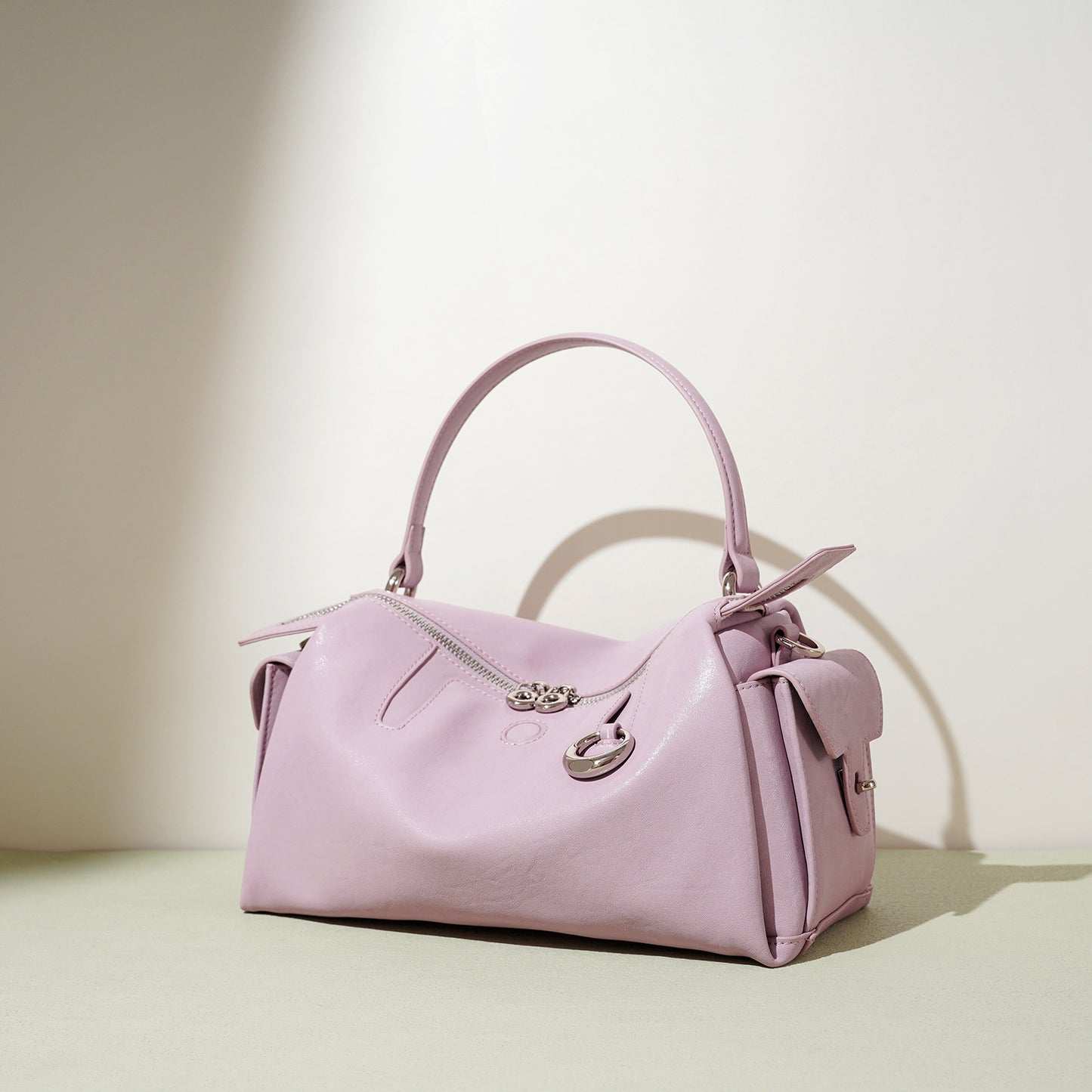 Glamorous Women's Large Capacity Commuter Bowling Handbags