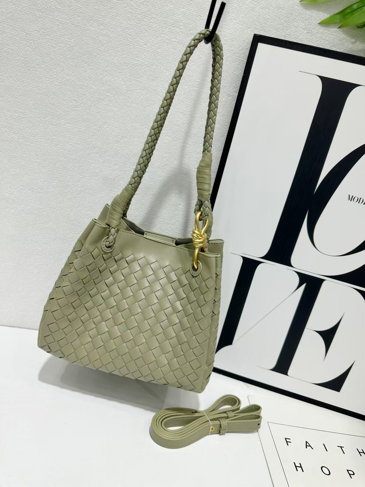 Unique Portable Vegetable Basket Premium Design Handbags