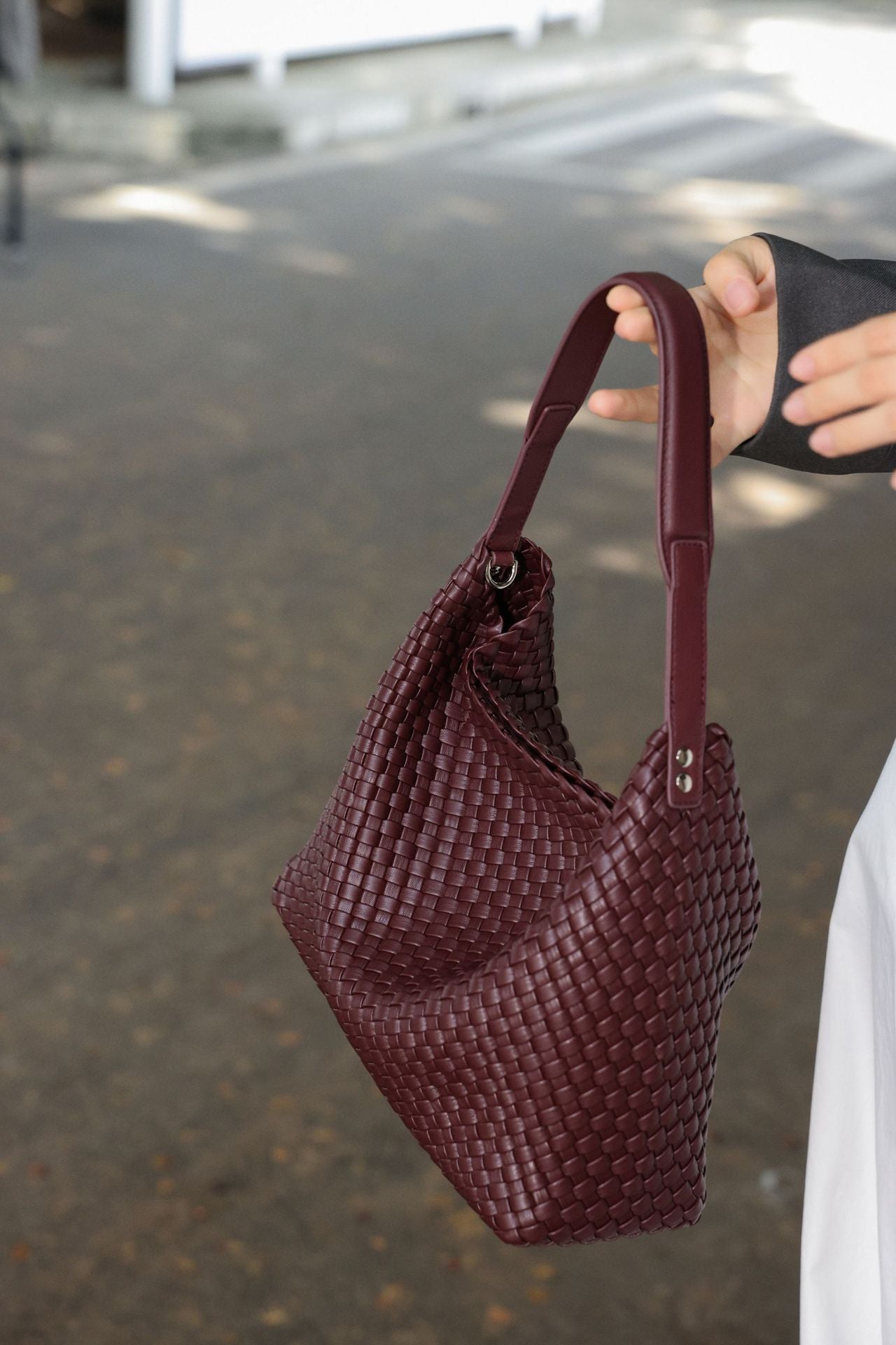 Graceful Casual Women's Woven Design High-grade Handbags