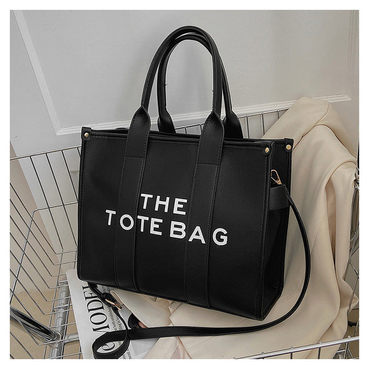 Women's Large Capacity Fashion Single Letter Shoulder Bags