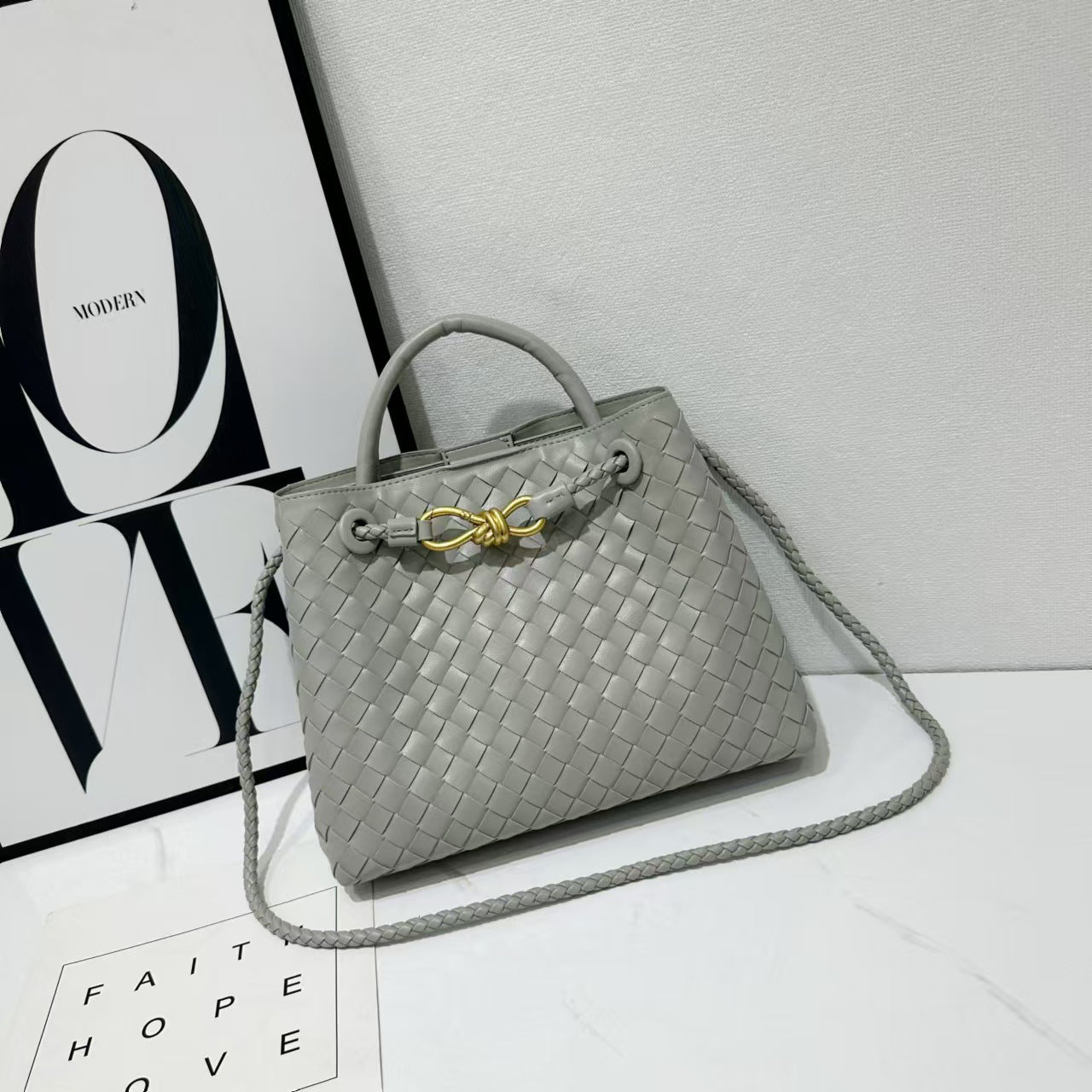 Women's Weaving Fashion High Sense Commuter Large Evening Bags