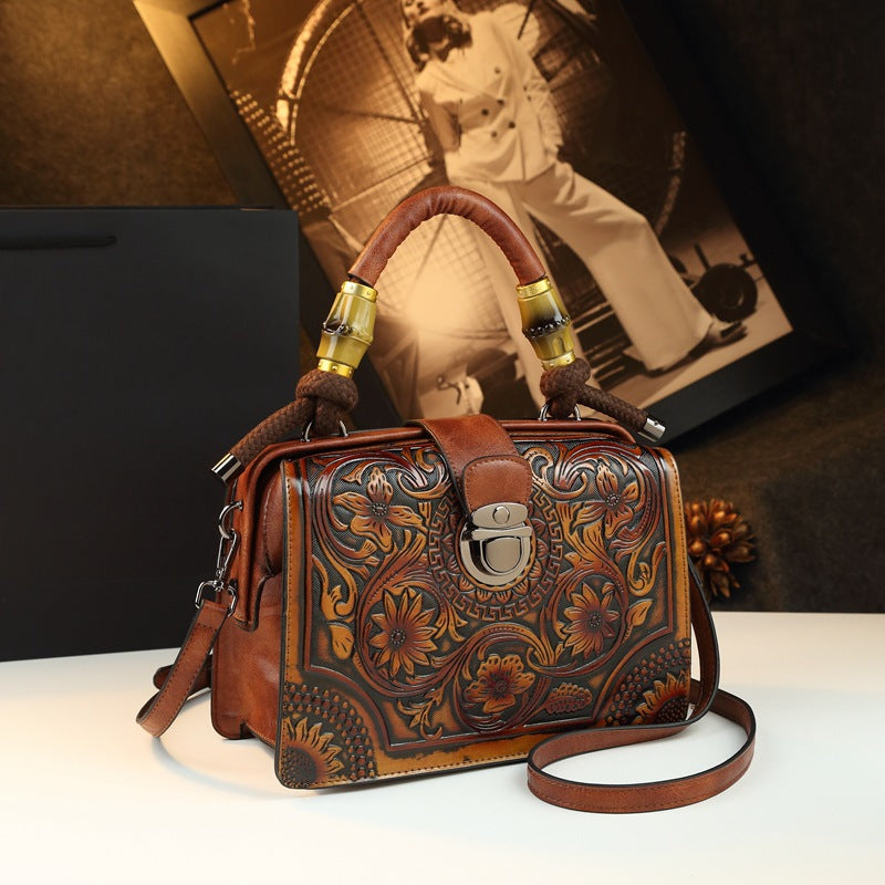 Women's Retro Clip Pouch Fashionable High-grade Minority Handbags