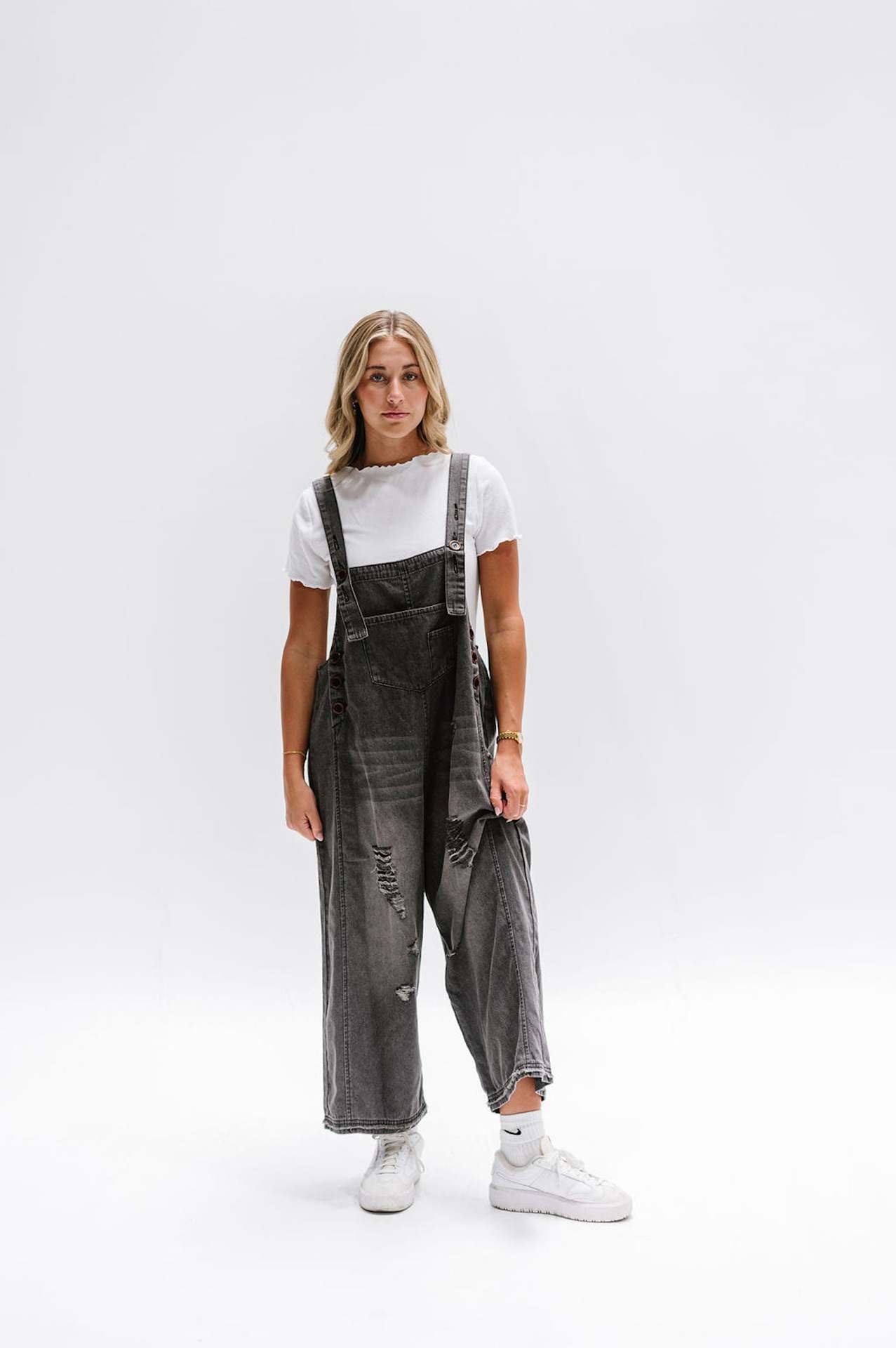 Women's Make Old Ripped Loose Wide Leg Comfortable Leisure Jeans