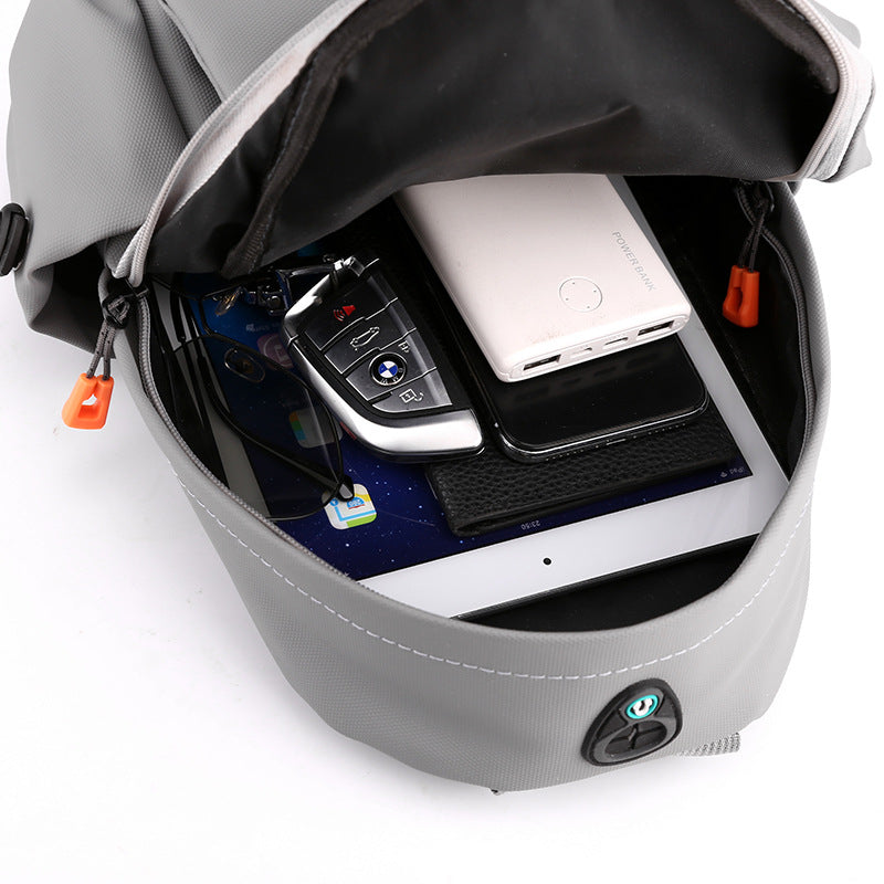 Men's Korean Leisure Simple Fashion Charging Men's Chest Bags