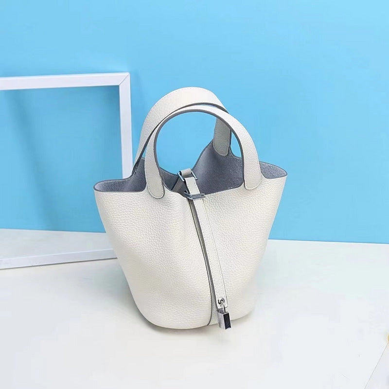 Stylish Beautiful Women's Cowhide Leather Sier Bags