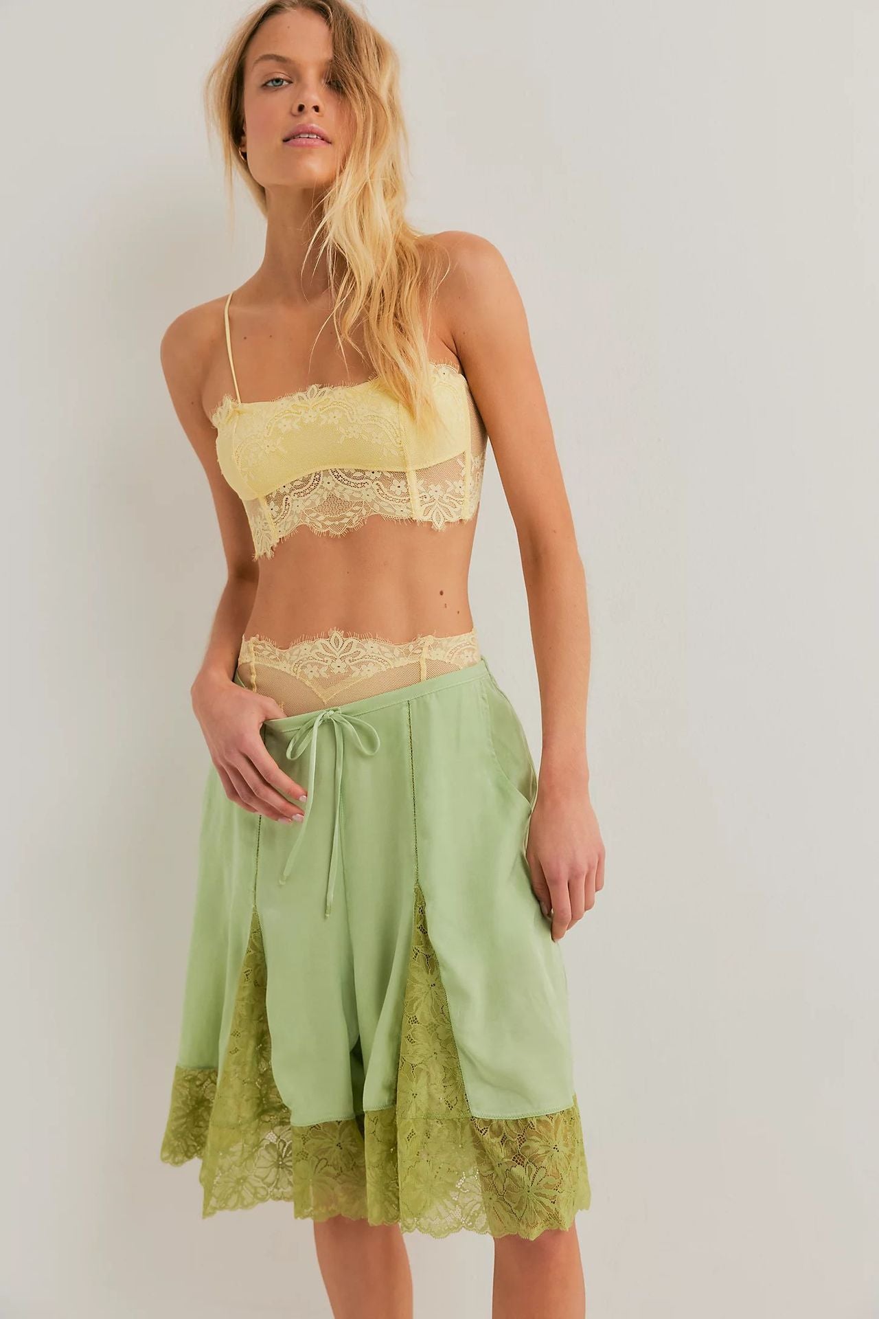 Women's Thin Satin Lace Sexy Cropped Solid Pants