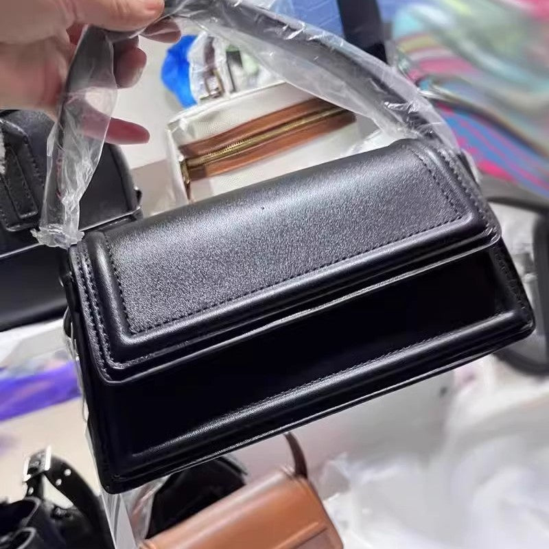 Graceful Women's Brown City Portable Flap Crossbody Bags