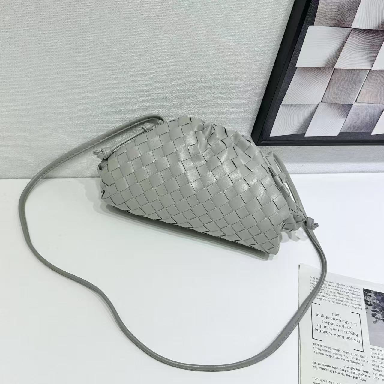 Casual Classic Trendy Hand-woven Cloud Fashion Handbags