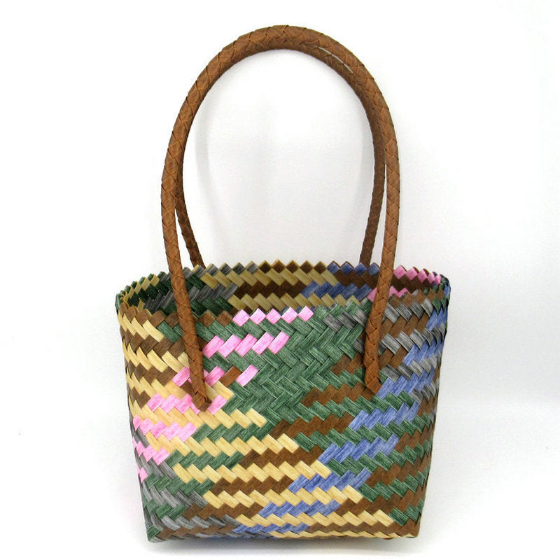 Color Woven Material Plastic Basket Vacation Handbags
