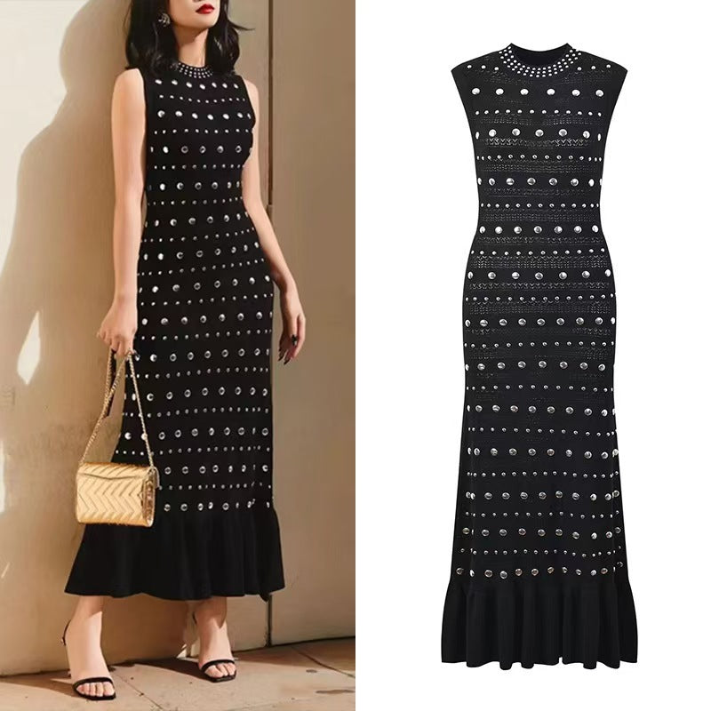 Women's French Rivet Round Neck Sleeveless Black Knitted Long Dresses