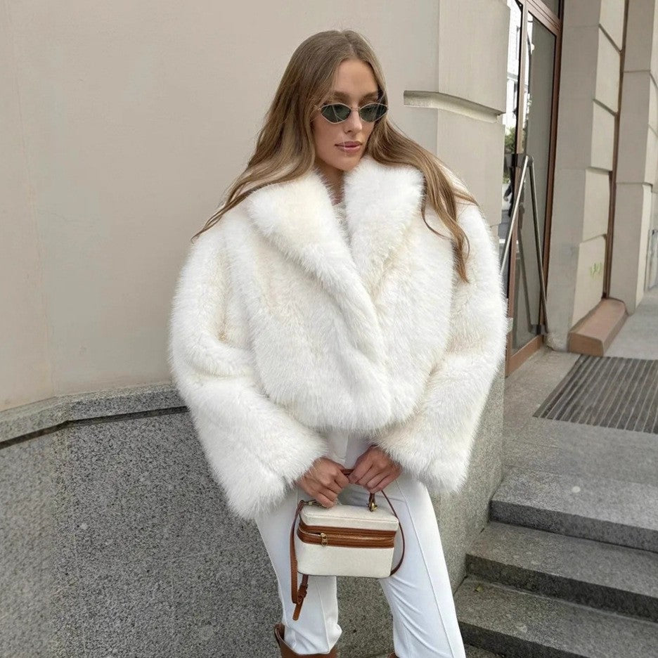 Women's Style Fox Fur Faux Light Plush Coats