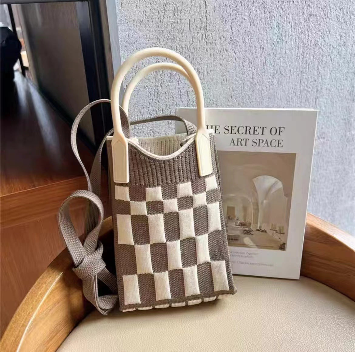 Fashionable Knitted Mobile Lightweight High-grade Love Phone Bags