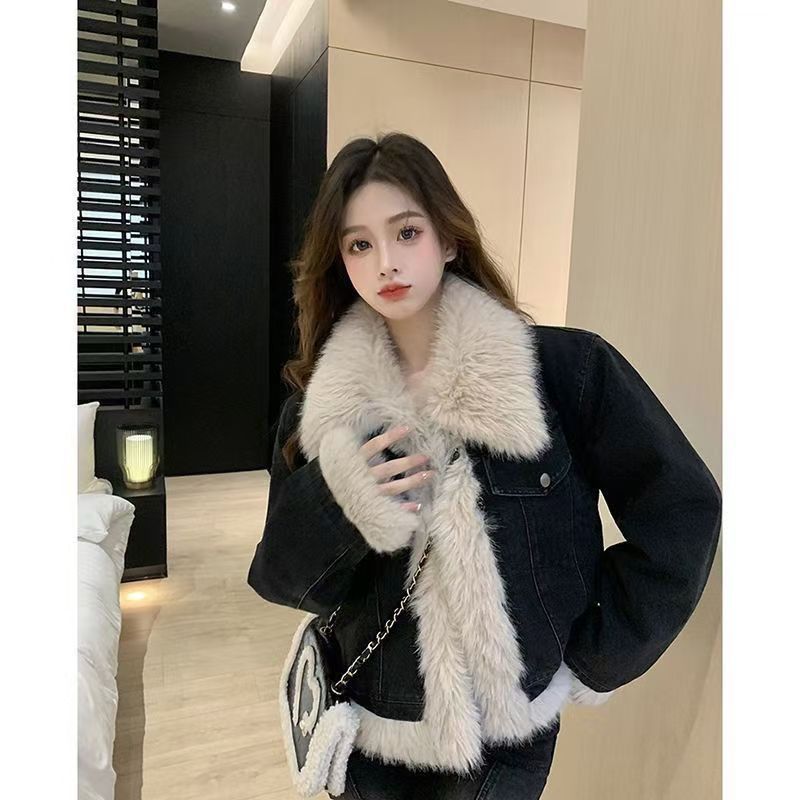 Women's Black Denim Winter Fleece-lined Thickened Imitation Fox Fur Coats
