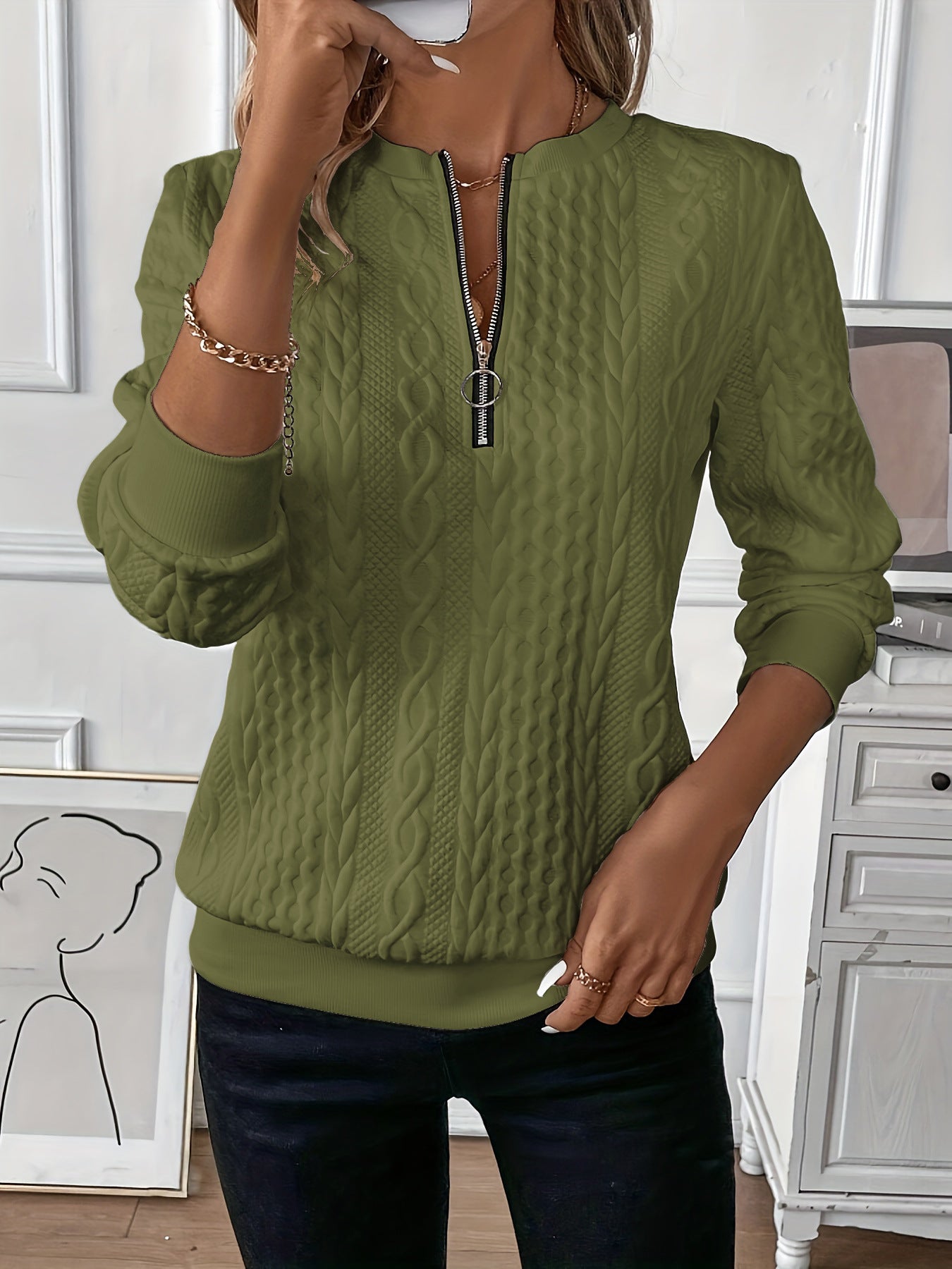 Comfortable Women's Elegant Pullover Leisure Zip Sweaters
