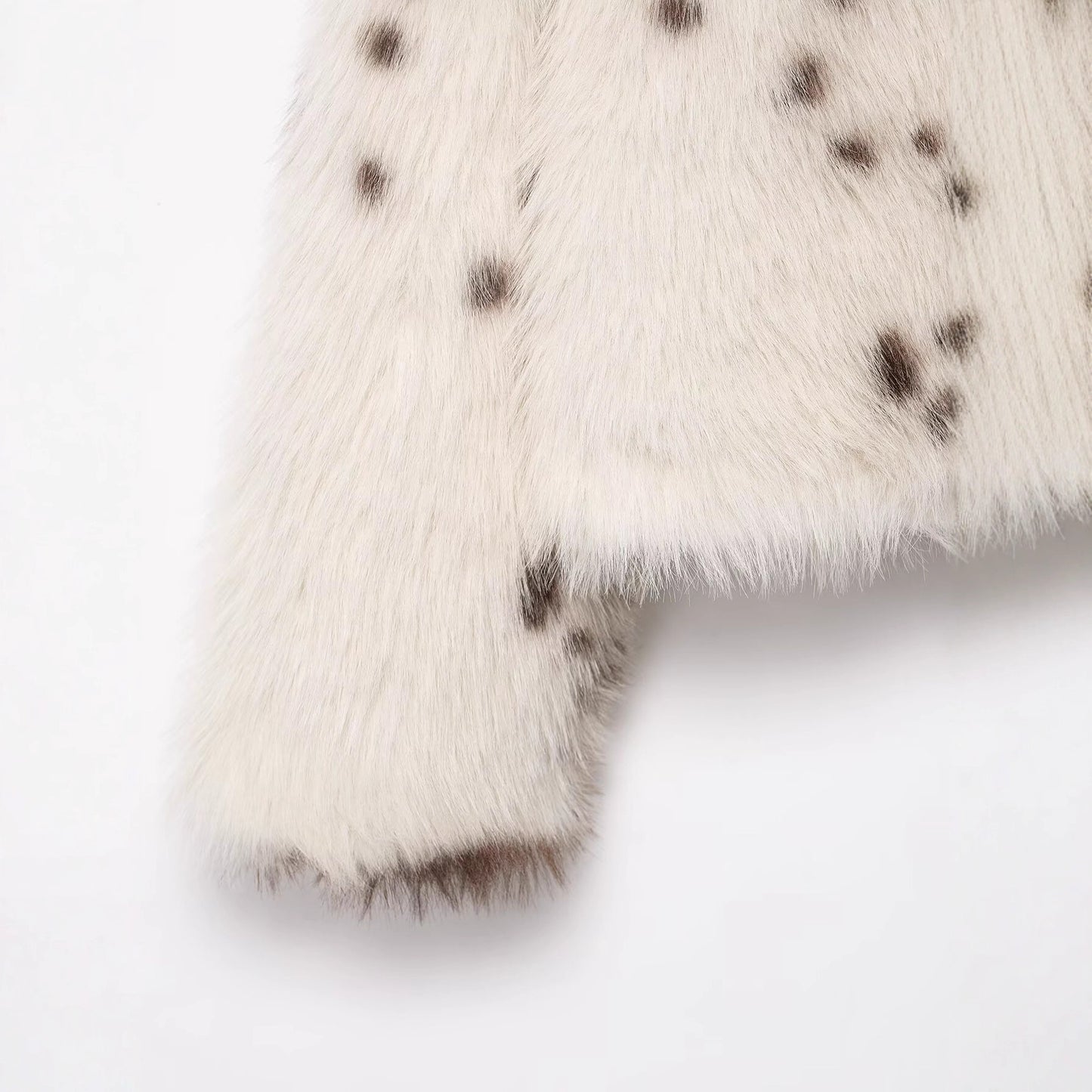 Women's Artificial Fur Effect Animal Pattern Coats