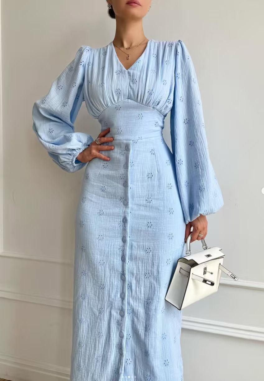 Solid Color Lace Long-sleeved Girdle Split Dresses