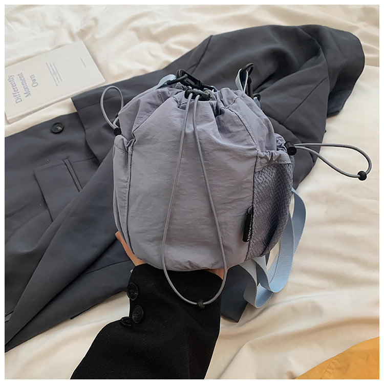 Women's Artistic Drawstring Solid Color Fashion Lightweight Mobile Crossbody Bags