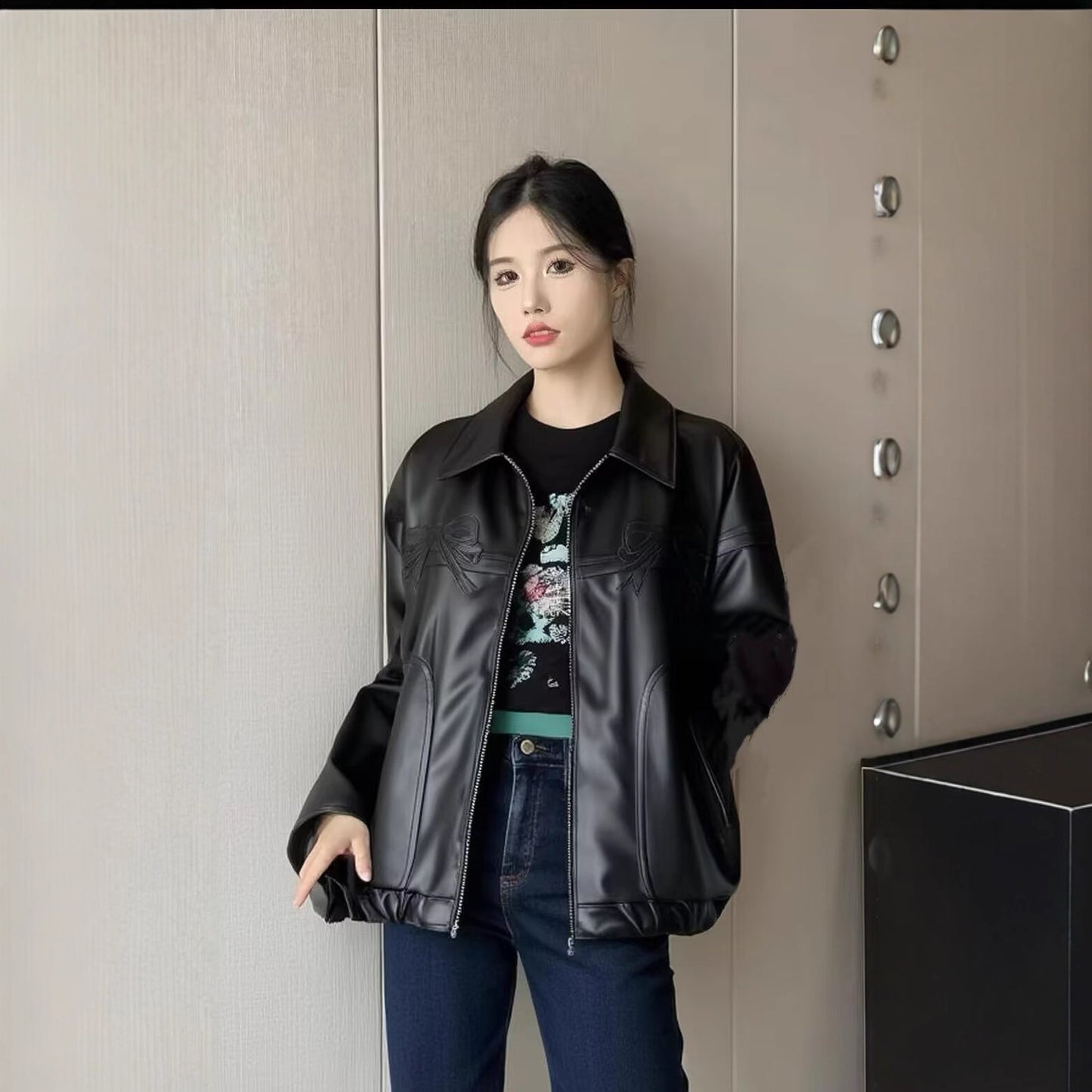 Women's Winter Sweet Cool Bowknot Embroidery Leather Jackets