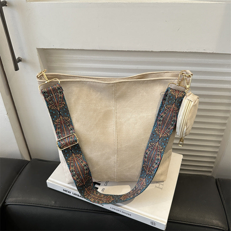 Large Capacity Fashion Retro Commuter Wide Strap Tote Bags
