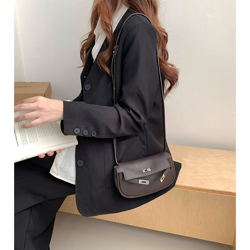 Women's Layer Cowhide Saddle Minority Fashion Genuine Crossbody Bags