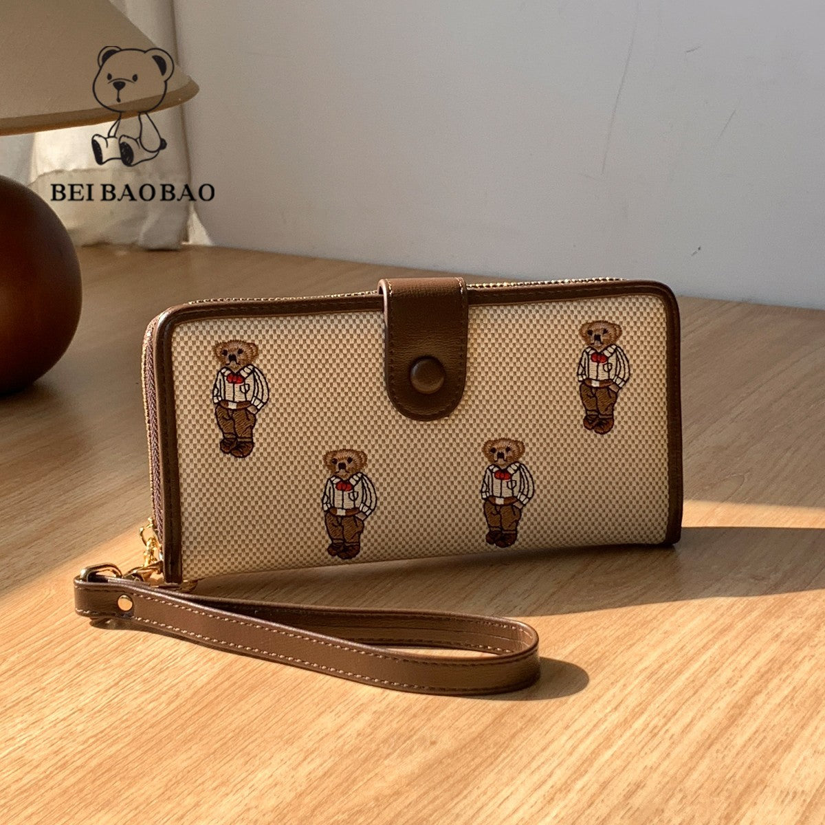 Women's Large Capacity Bear Embroidery Canvas Folding Ladies Wallets