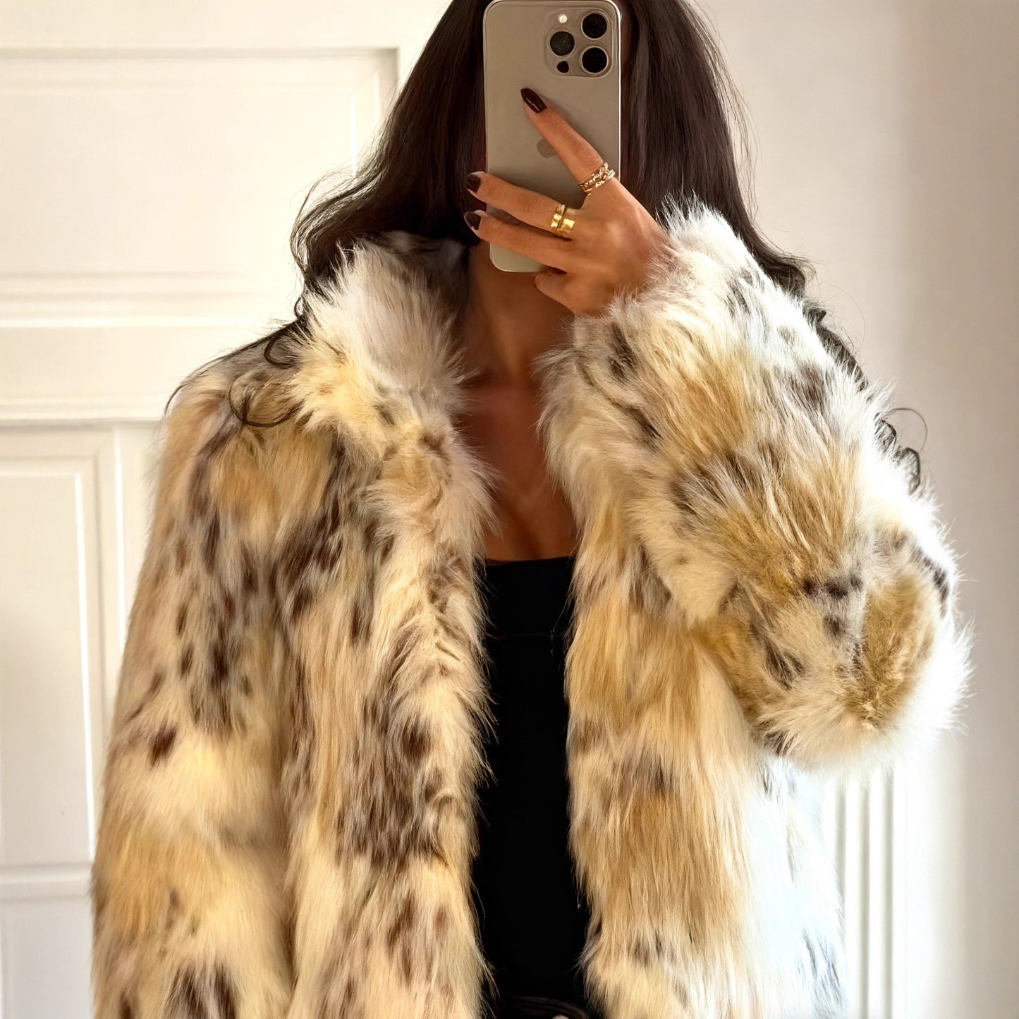 Women's Fashion Artificial Fur Dyed Furry Coats