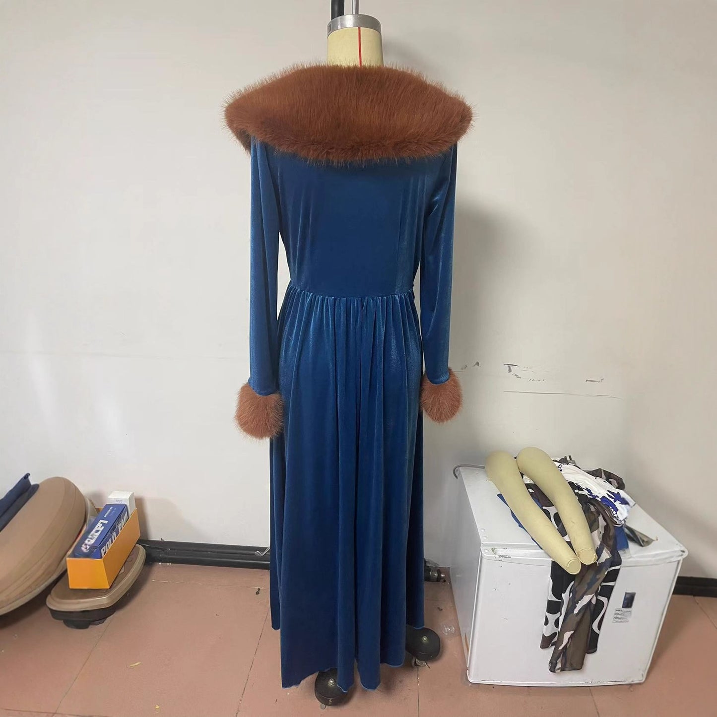 Women's Long Sleeve Thickened Dress Fur Collar Dresses