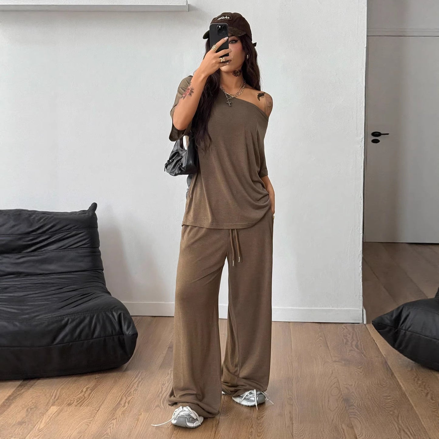 Elegant Women's Sports Sleeve Two-piece Loose Fashion Casual Suit
